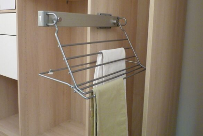 Porte pantalon coulissant